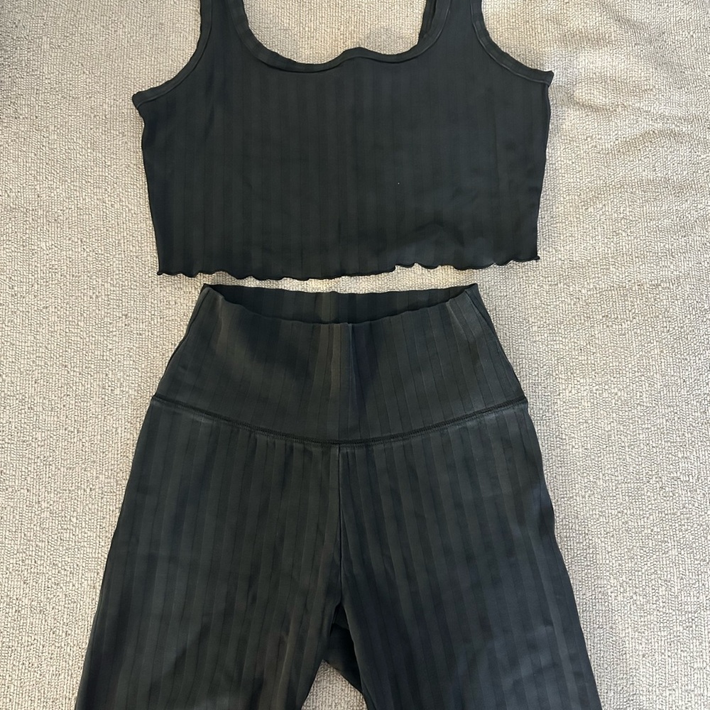Aerie Ribbed Women's Crop Top and Shorts Set